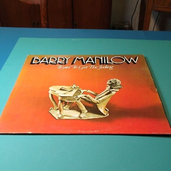 Barry Manilow Tryin' To Get The Feeling Vinyl Record - Picture 1 of 12